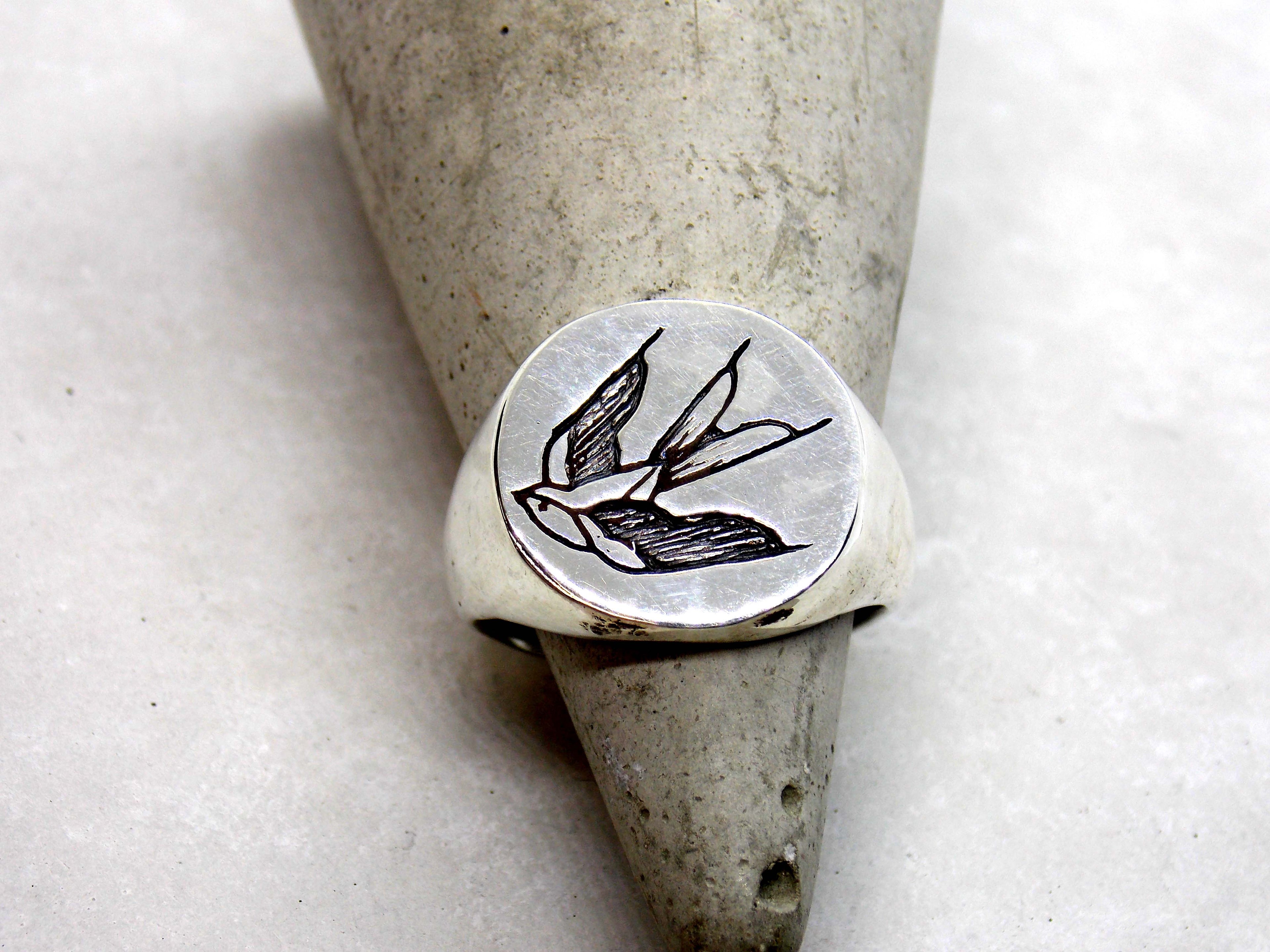 Swallow Ring